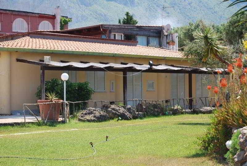 Hotel Sport Club Portorais Carini Buitenkant foto
